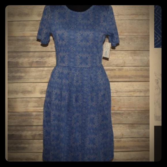 LuLaRoe Dresses & Skirts - Xl Lularoe Amelia LuLaRoe Dresses & Skirts - Xl Lularoe Amelia